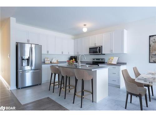 220 Ramblewood Drive, Wasaga Beach, ON - Indoor Photo Showing Kitchen