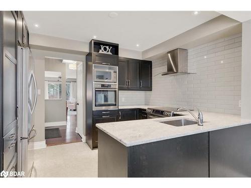 63 Shoreline Drive, Bracebridge, ON - Indoor Photo Showing Kitchen With Upgraded Kitchen