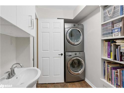 63 Shoreline Drive, Bracebridge, ON - Indoor Photo Showing Laundry Room