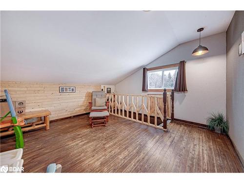 1309 Temple Avenue, Innisfil, ON - Indoor Photo Showing Other Room