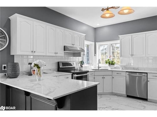8670 Crayton Court, Gowanstown, ON - Indoor Photo Showing Kitchen With Upgraded Kitchen