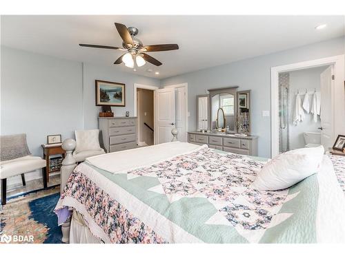 7830 County Rd 169, Washago, ON - Indoor Photo Showing Bedroom