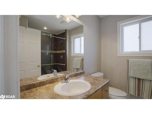 44 Meadows Avenue, Tay Twp, ON - Indoor Photo Showing Bathroom