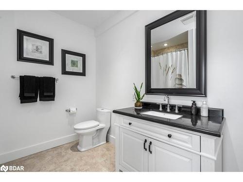 7884 County Road 13, Lisle, ON - Indoor Photo Showing Bathroom