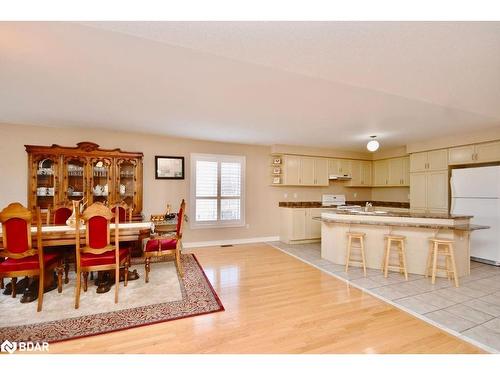 46 Jewel House Lane, Barrie, ON - Indoor Photo Showing Other Room