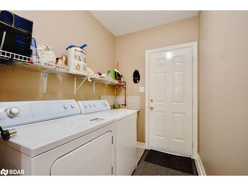 46 Jewel House Lane, Barrie, ON - Indoor Photo Showing Laundry Room