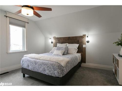 206 Centennial Drive, Midland, ON - Indoor Photo Showing Bedroom