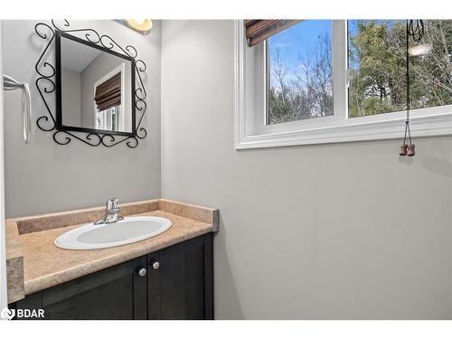 35 Parkway Avenue, Nobel, ON - Indoor Photo Showing Bathroom