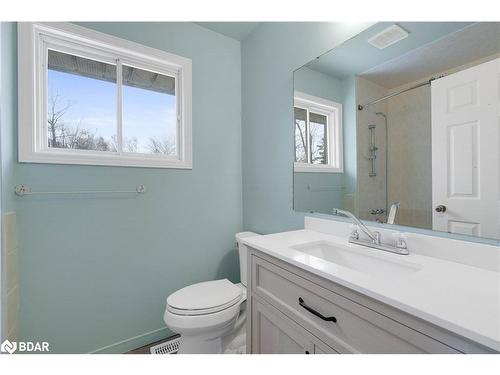 138 45Th Street N, Wasaga Beach, ON - Indoor Photo Showing Bathroom