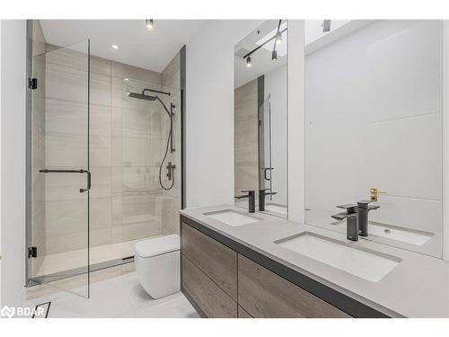 2348 Tall Tree Lane, Innisfil, ON - Indoor Photo Showing Bathroom