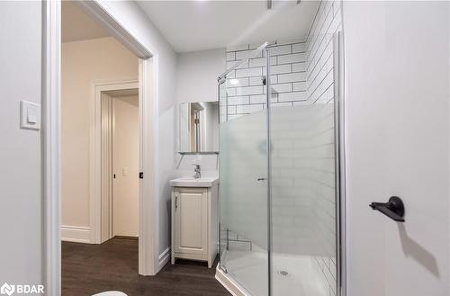 1-115 Albert Street S, Orillia, ON - Indoor Photo Showing Bathroom
