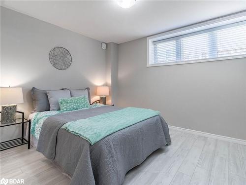 223 Thompson Road, Caledonia, ON - Indoor Photo Showing Bedroom