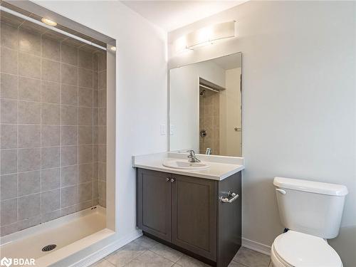 34 Maclachlan Avenue, Caledonia, ON - Indoor Photo Showing Bathroom