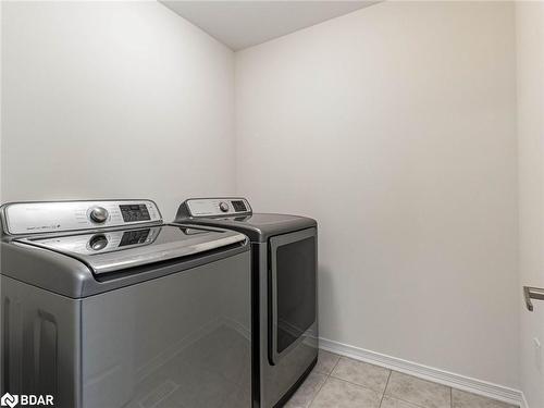 34 Maclachlan Avenue, Caledonia, ON - Indoor Photo Showing Laundry Room