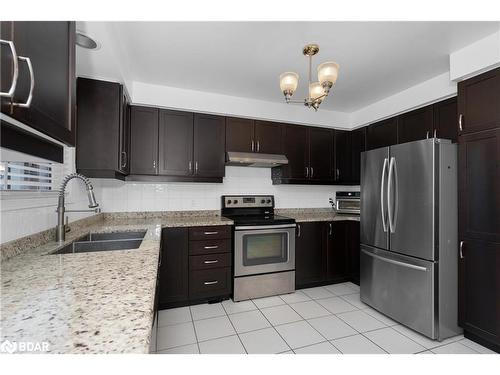 171 Brucker Road, Barrie, ON - Indoor Photo Showing Kitchen With Double Sink