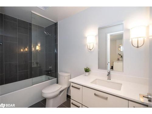 B304-271 Sea Ray Avenue, Innisfil, ON - Indoor Photo Showing Bathroom
