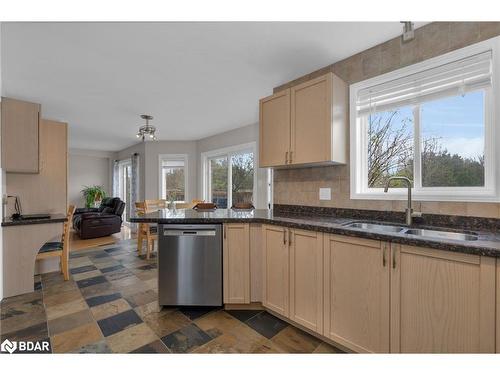106 Bourbon Circle, Barrie, ON - Indoor Photo Showing Kitchen With Double Sink