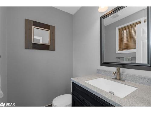 106 Bourbon Circle, Barrie, ON - Indoor Photo Showing Bathroom