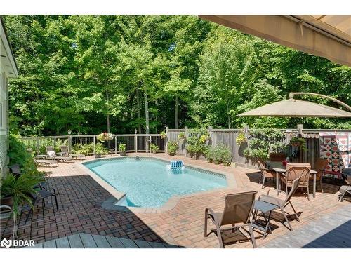 26 Paddy Dunn'S Circle, Springwater, ON - Outdoor With In Ground Pool With Deck Patio Veranda With Backyard