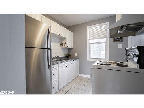 645 Beverly Street, Peterborough, ON - Indoor Photo Showing Kitchen With Double Sink