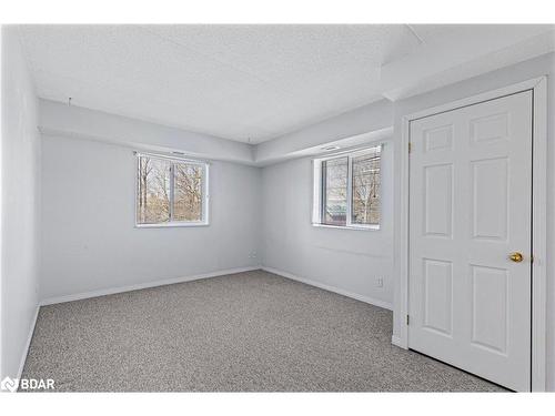 201-125 Bond Street, Orillia, ON - Indoor Photo Showing Other Room