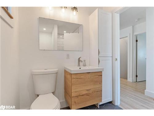 154 Park Road, Tiny, ON - Indoor Photo Showing Bathroom