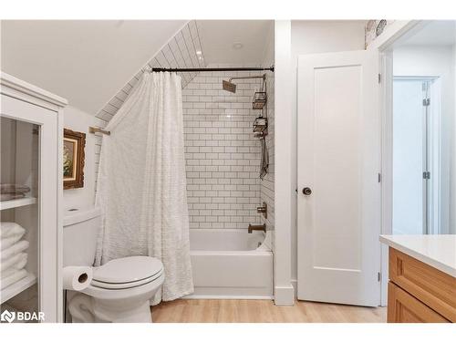 154 Park Road, Tiny, ON - Indoor Photo Showing Bathroom