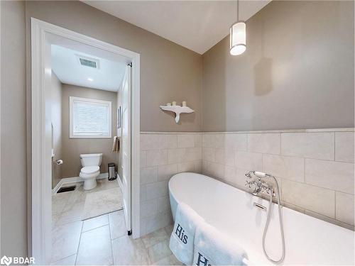 44-5 Invermara Court, Orillia, ON - Indoor Photo Showing Bathroom