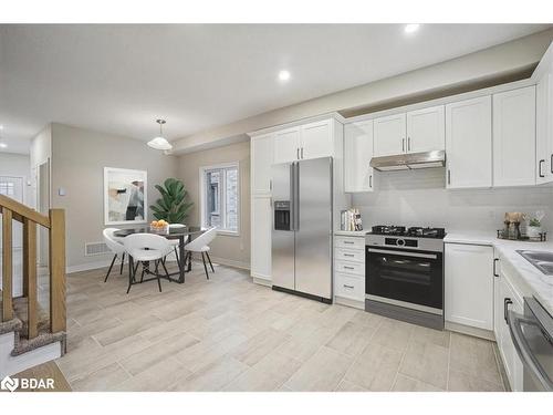 29 Shipley Avenue, Collingwood, ON - Indoor Photo Showing Kitchen With Upgraded Kitchen