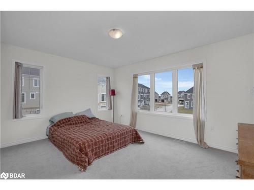 4 Courtland Way, Wasaga Beach, ON - Indoor Photo Showing Bedroom