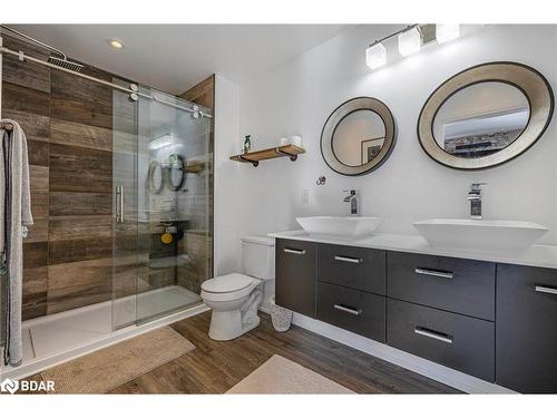 104 Bass Line, Oro-Medonte, ON - Indoor Photo Showing Bathroom