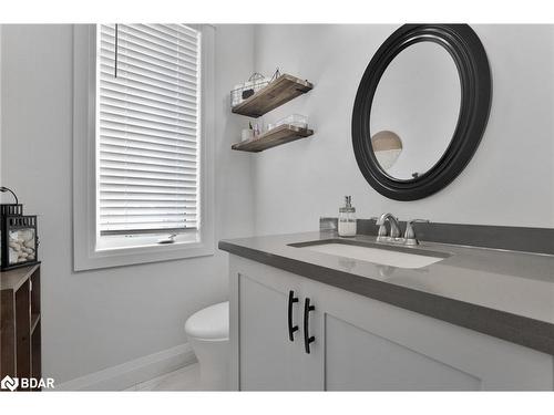 202 Clarence Street, Stayner, ON - Indoor Photo Showing Bathroom