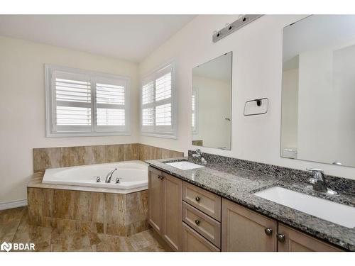 3108 Monarch Drive, Orillia, ON - Indoor Photo Showing Bathroom