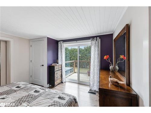 1754 Concession 10 Road, Ramara, ON - Indoor Photo Showing Bedroom