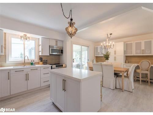 150 Bayview Drive, Greater Napanee, ON - Indoor Photo Showing Kitchen