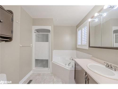 3168 Monarch Drive, Orillia, ON - Indoor Photo Showing Bathroom