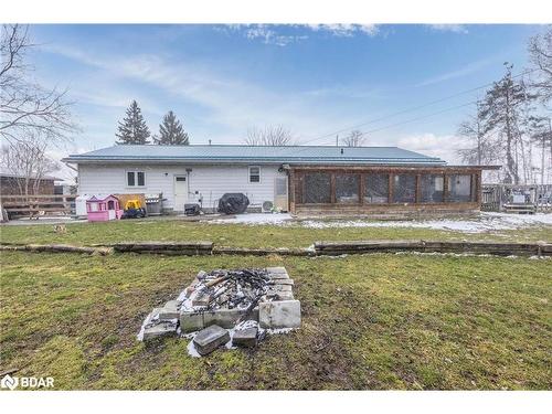 9070 5Th Line, Angus, ON - Outdoor