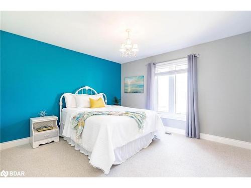 3991 2Nd Line, Cookstown, ON - Indoor Photo Showing Bedroom