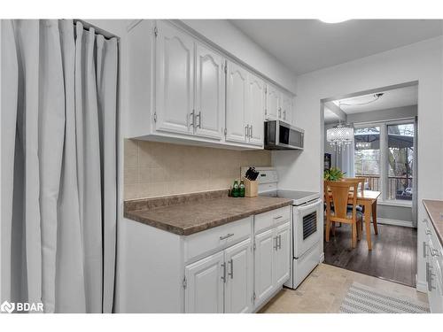 18 Windfield Crescent, Kingston, ON - Indoor Photo Showing Kitchen