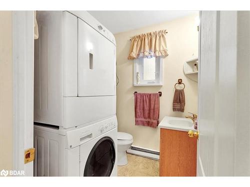 9 Riverside Crescent, Wasaga Beach, ON - Indoor Photo Showing Laundry Room