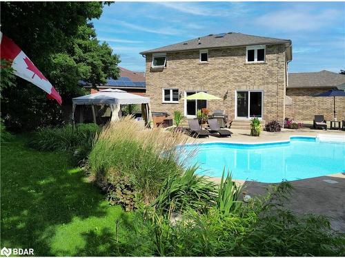 36 Crompton Drive, Barrie, ON - Outdoor With In Ground Pool