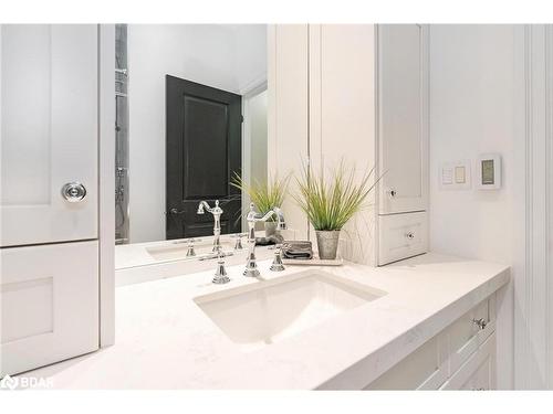 62 Wasaga Sands Drive, Wasaga Beach, ON - Indoor Photo Showing Bathroom