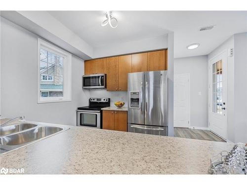 39 Country Trail, Port Severn, ON - Indoor Photo Showing Kitchen With Double Sink