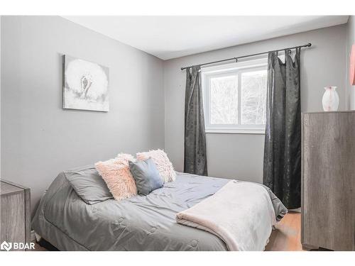 1114 Cowie Road, Cramahe, ON - Indoor Photo Showing Bedroom