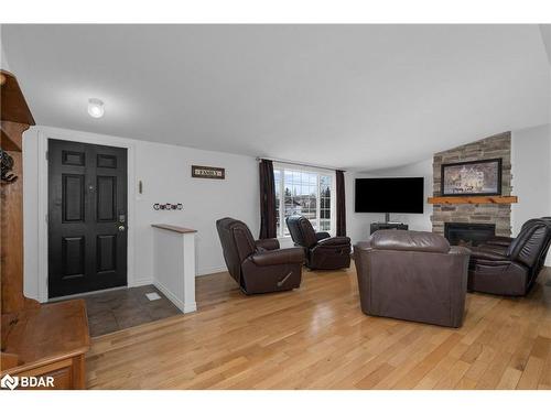6 Evan Avenue, Glencairn, ON - Indoor Photo Showing Living Room With Fireplace
