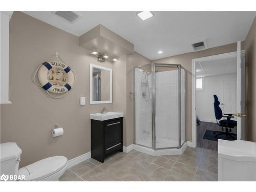 6 Evan Avenue, Glencairn, ON - Indoor Photo Showing Bathroom