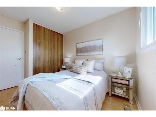 77-77 Guildford Crescent, Brampton, ON - Indoor Photo Showing Bedroom