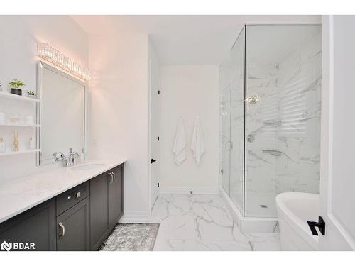 71 Redmond Crescent, Springwater, ON - Indoor Photo Showing Bathroom