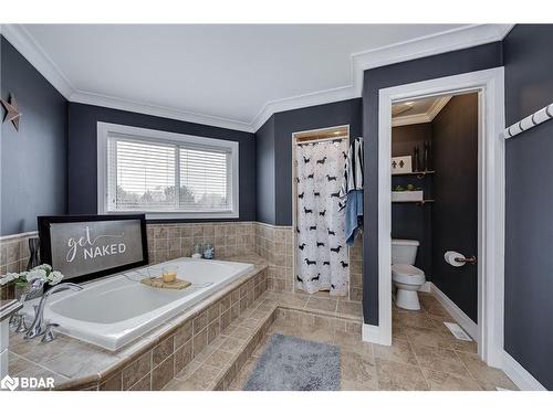 92 Golden Meadow Road, Barrie, ON - Indoor Photo Showing Bathroom