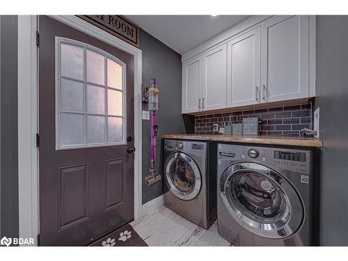 92 Golden Meadow Road, Barrie, ON - Indoor Photo Showing Laundry Room